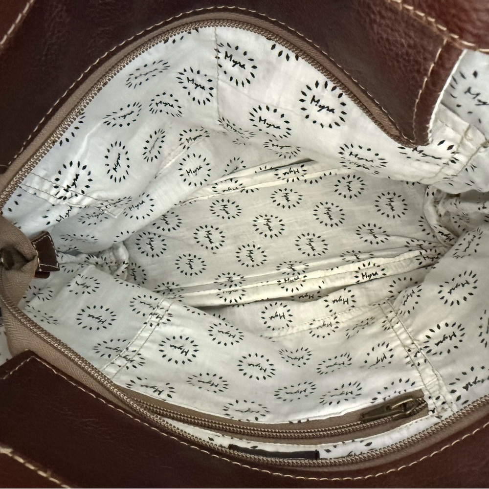 Fringe Cowhide Purse - Picture 6 of 7